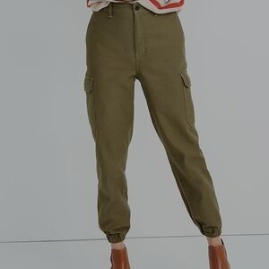 Madewell High Rise Cargo‎ Jogger Fatigue Size 26